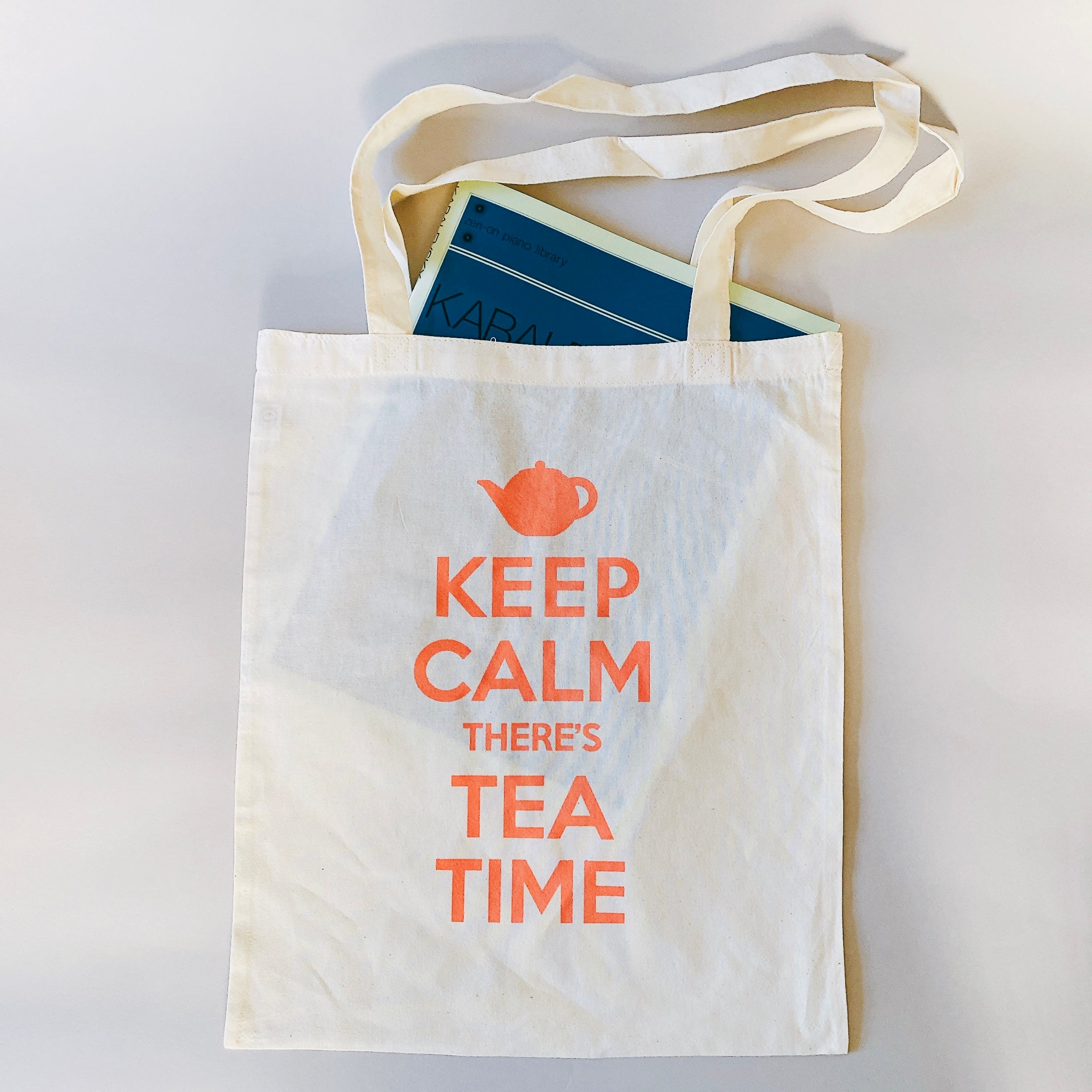 KEEP CALM<br>THERE'S<br>TEA TIME<br>コットンバッグ (薄手)